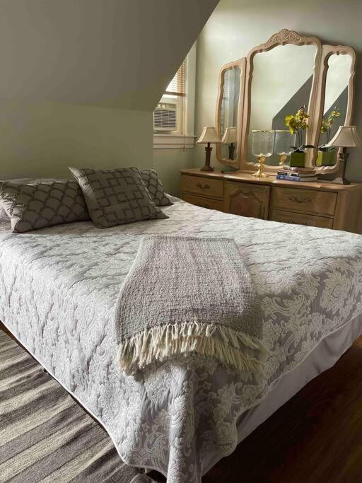 Redefined Alchemy - Bright, Eclectic, Pretty Apt 3E Little Falls Εξωτερικό φωτογραφία